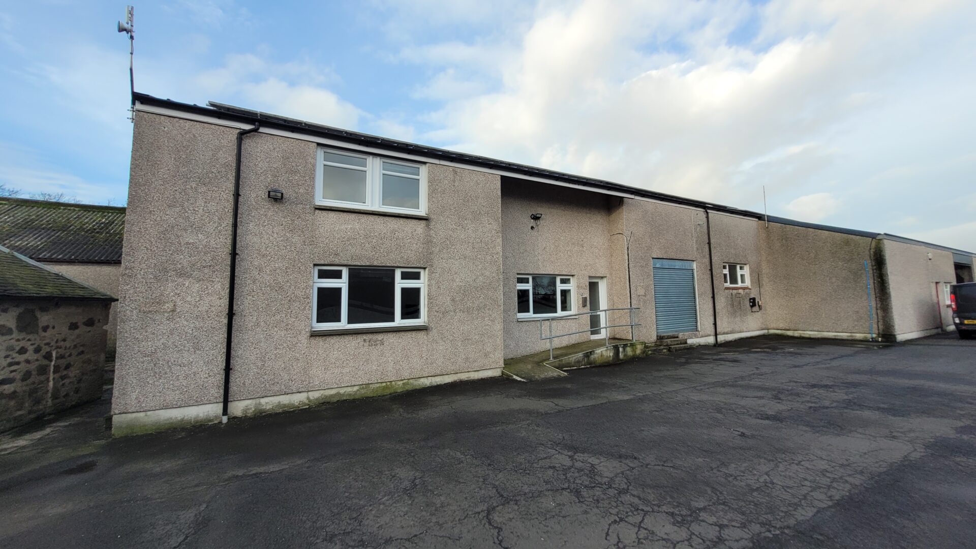 For Lease Offices with Trade Counter and Warehouse, Kilmaurs DM